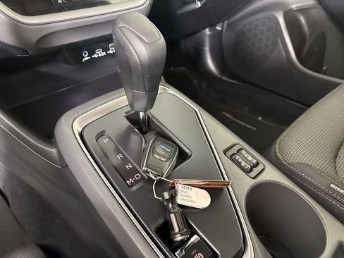 Used 2024 Subaru Crosstrek 2.0i Premium image 18