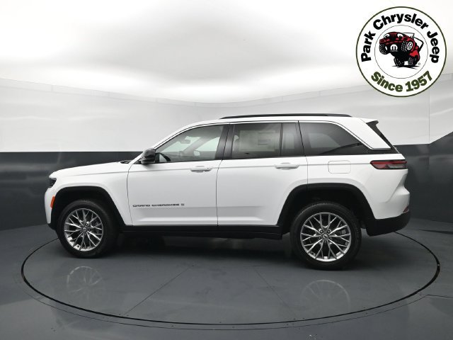 New 2027 Jeep Grand Cherokee Limited AWD/4WD image 3