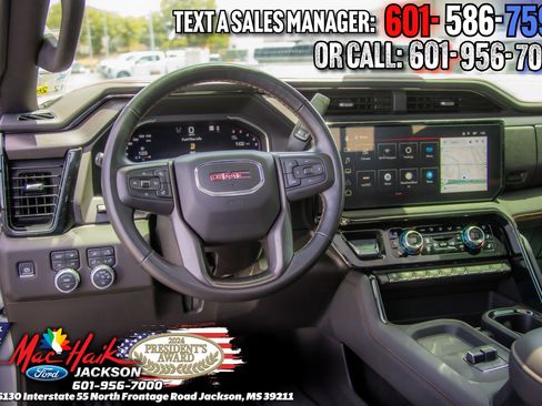 Used 2025 GMC Sierra 2500 AT4 w/ AT4 Premium Plus Package AWD/4WD image 8