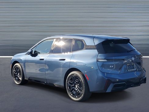 New 2026 BMW iX xDrive60 w/ M Sport Package image 4