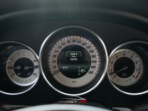 Used 2017 Mercedes-Benz CLS 550 w/ Premium 2 Package image 30