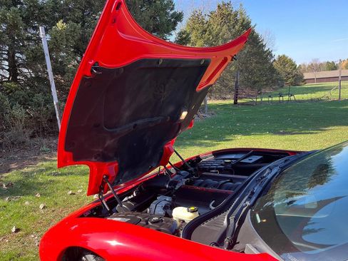 Used 2002 Chevrolet Corvette Coupe w/ Preferred Equipment Group2 RWD image 4
