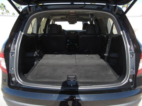Certified 2019 Honda Pilot Touring image 13