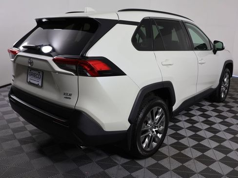 Used 2022 Toyota RAV4 XLE Premium AWD/4WD image 8
