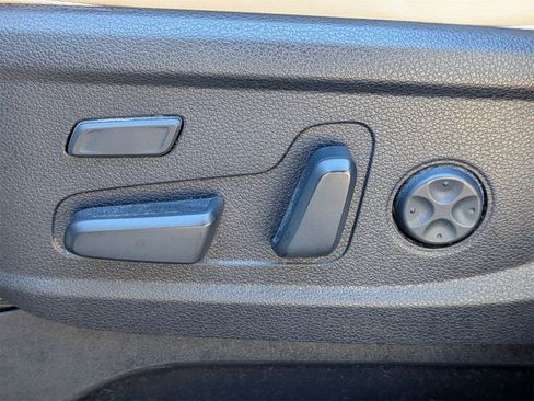 Used 2021 Hyundai Palisade Limited image 16