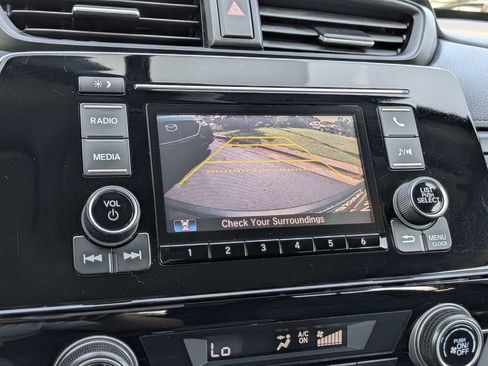 Used 2017 Honda CR-V LX image 21