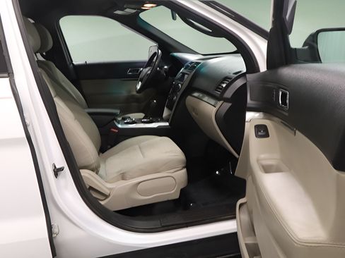 Used 2013 Ford Explorer 4WD image 12
