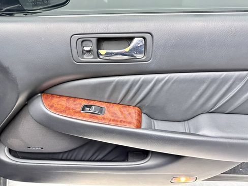 Used 1999 Acura RL FWD image 16