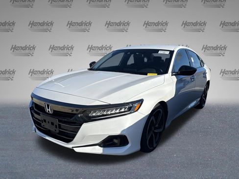 Used 2022 Honda Accord Sport image 4