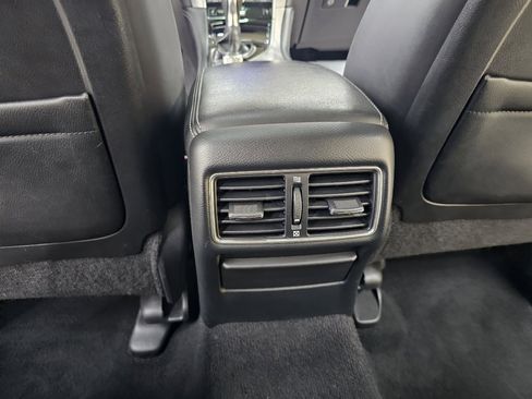 Used 2016 INFINITI Q50 3.0t Premium w/ Driver Assistance Package image 27