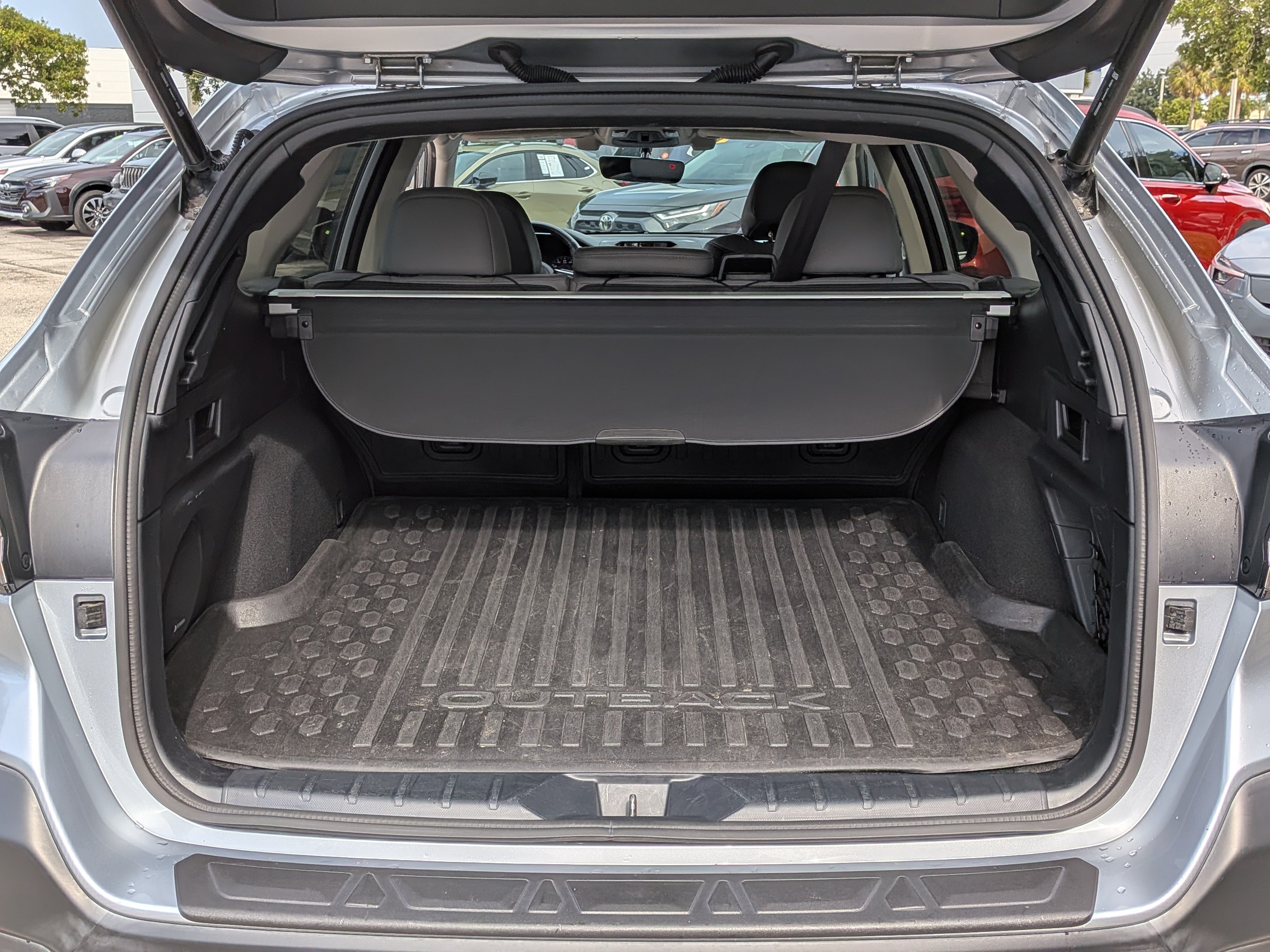 Certified 2022 Subaru Outback Limited AWD/4WD image 13