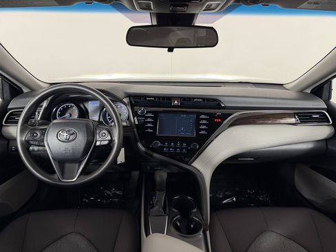 Used 2019 Toyota Camry LE FWD image 46