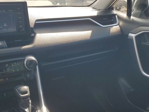 Used 2019 Toyota RAV4 LE image 26