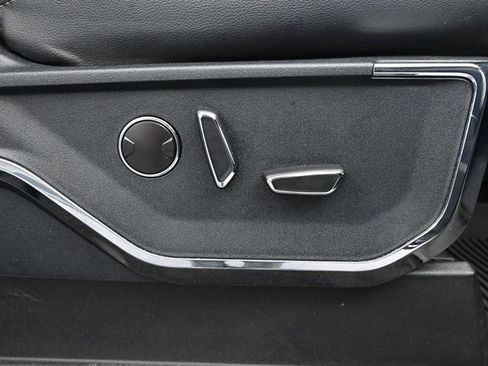 Used 2022 Ford F150 Lariat w/ Equipment Group 502A High image 55