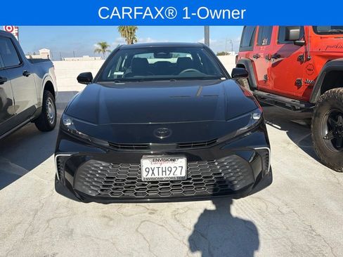 Used 2026 Toyota Camry SE w/ Multimedia Upgrade Package FWD image 2