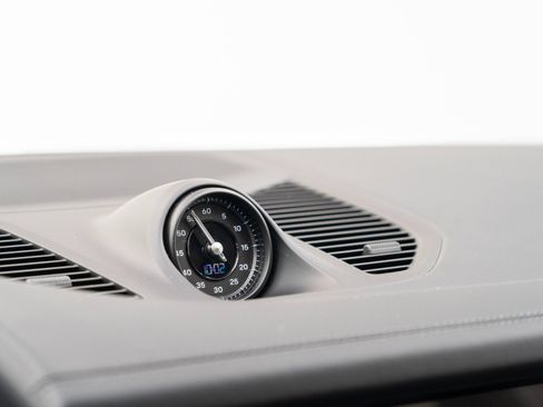 New 2026 Porsche Cayenne Coupe image 25