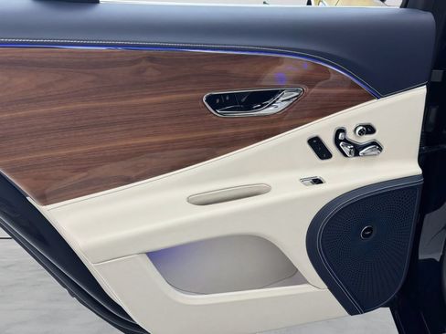 New 2026 Bentley Flying Spur Azure AWD/4WD image 23