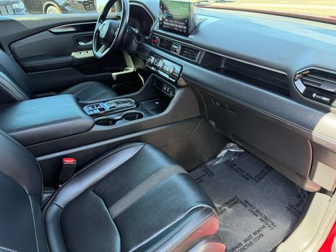 Used 2023 Honda Pilot Touring image 29