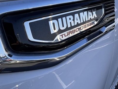 Used 2022 GMC Sierra 1500 Denali w/ Denali Reserve Package image 9