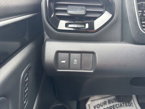 Used 2024 Honda Pilot Touring image 21