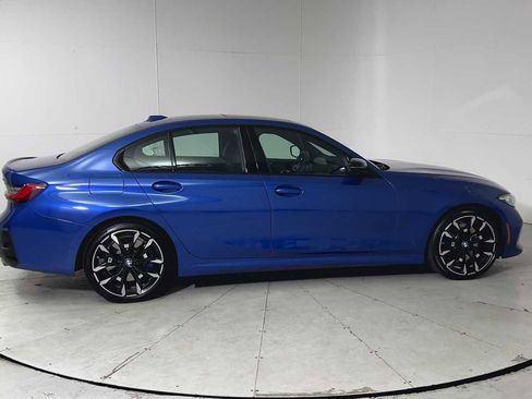 Used 2025 BMW 330i xDrive Sedan w/ M Sport Package image 9