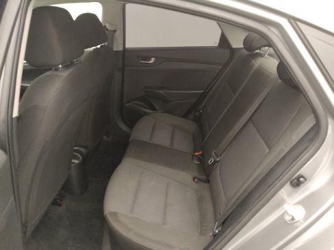 Used 2021 Hyundai Accent SE FWD image 18