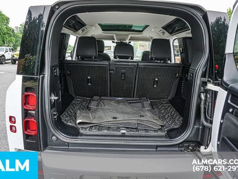Used 2022 Land Rover Defender 110 SE AWD/4WD image 23
