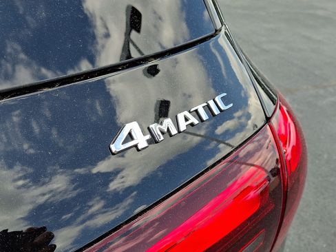 Certified 2025 Mercedes-Benz GLE 450e 4MATIC image 33