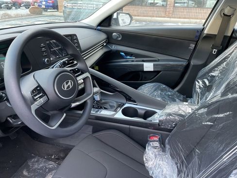 New 2026 Hyundai Elantra Blue image 6