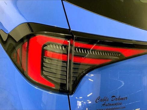 Used 2026 Kia Sportage EX w/ EX Panorama Roof Package image 27