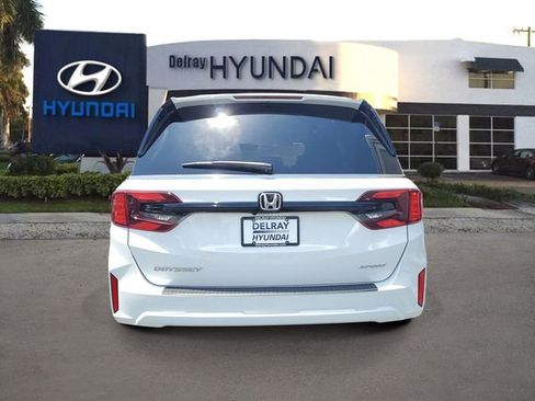 Used 2025 Honda Odyssey Sport-L image 5