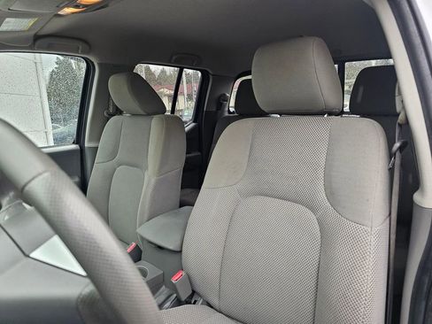 Used 2019 Nissan Frontier SV AWD/4WD image 19