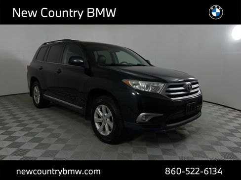 Used 2013 Toyota Highlander SE image 1