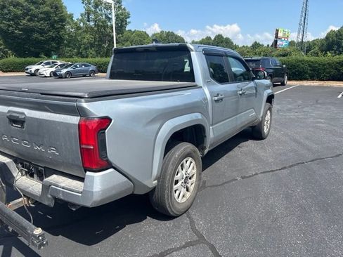 Used 2024 Toyota Tacoma SR5 RWD image 8