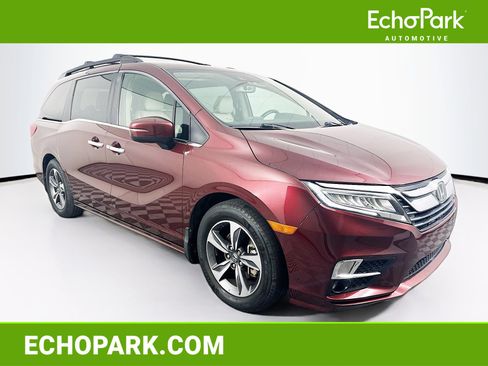 Used 2018 Honda Odyssey Touring image 1