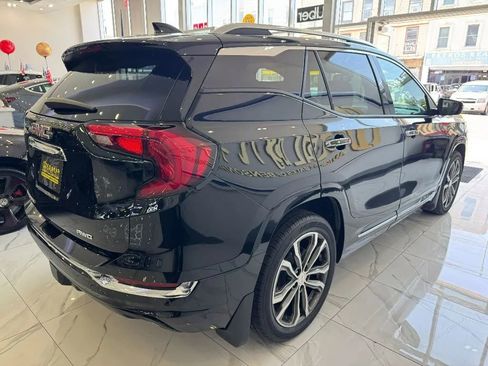 Used 2018 GMC Terrain Denali image 4