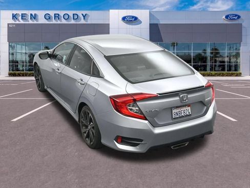 Used 2019 Honda Civic Sport image 18