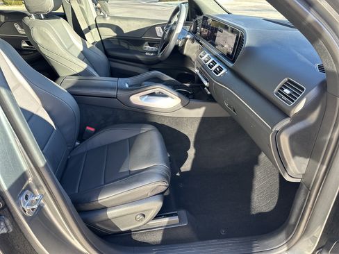 Used 2024 Mercedes-Benz GLE 350 4MATIC image 34
