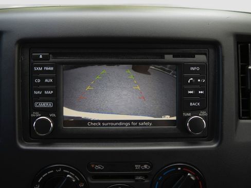 Used 2017 Chevrolet City Express LT w/ Technology Package FWD image 11