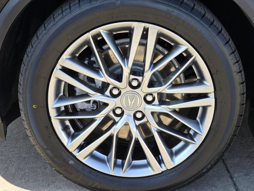 Used 2023 Acura MDX w/ Advance Package AWD/4WD image 16