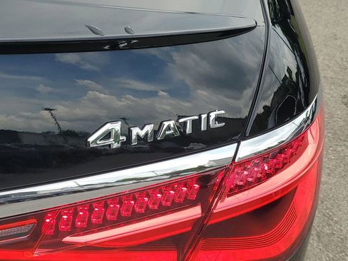 Used 2023 Mercedes-Benz S 500 4MATIC w/ AMG Line image 10