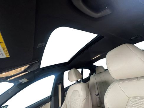 Used 2021 BMW 530i w/ Premium Package RWD image 11