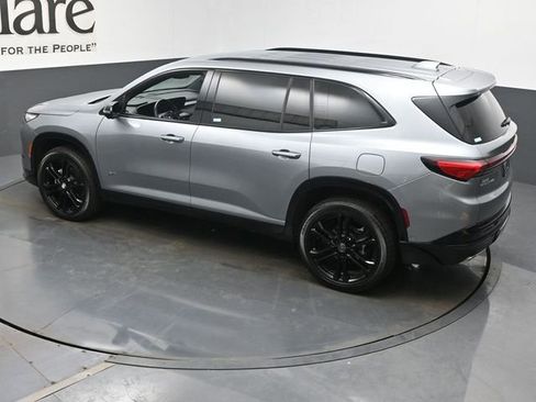Used 2025 Buick Enclave Sport Touring w/ Super Cruise Package FWD image 44