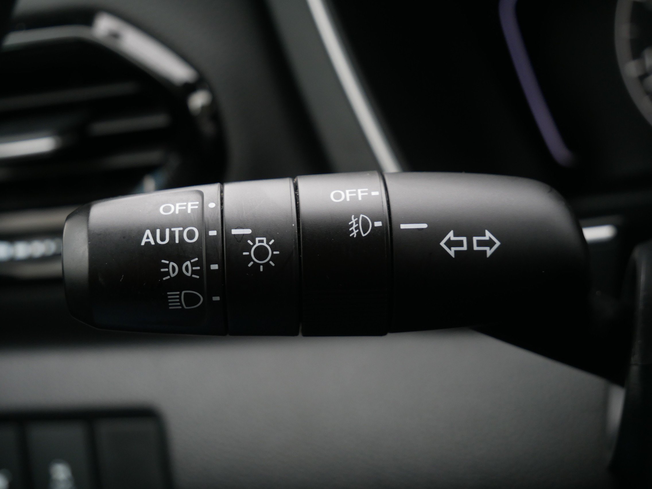 Used 2023 Honda Pilot Touring image 19