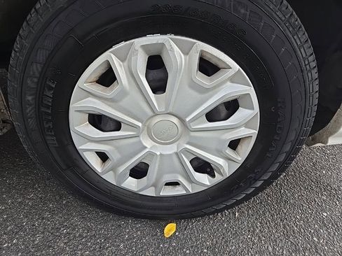 Used 2022 Ford Transit 350 XLT image 36