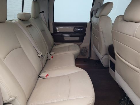 Used 2017 RAM 1500 Laramie w/ Convenience Group image 19