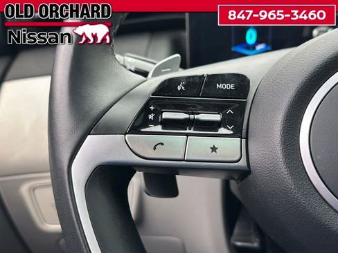 Used 2023 Hyundai Tucson Limited AWD/4WD image 19