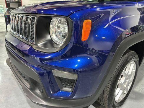 Used 2021 Jeep Renegade Sport w/ Sport Appearance Group AWD/4WD image 23