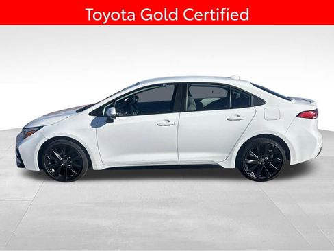 Certified 2023 Toyota Corolla SE image 2