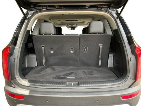 Used 2021 Kia Telluride S FWD image 13